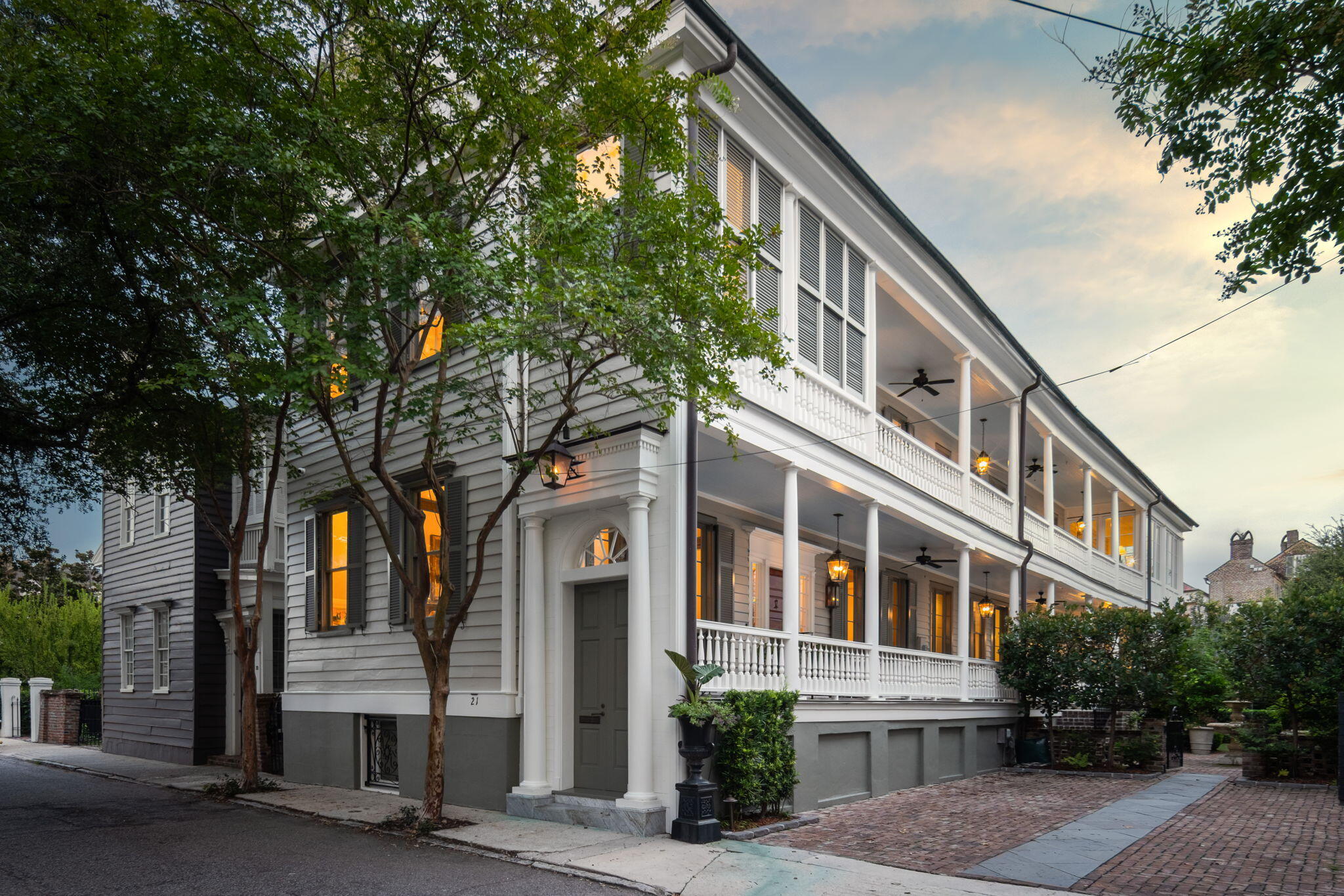 21 Lamboll Street