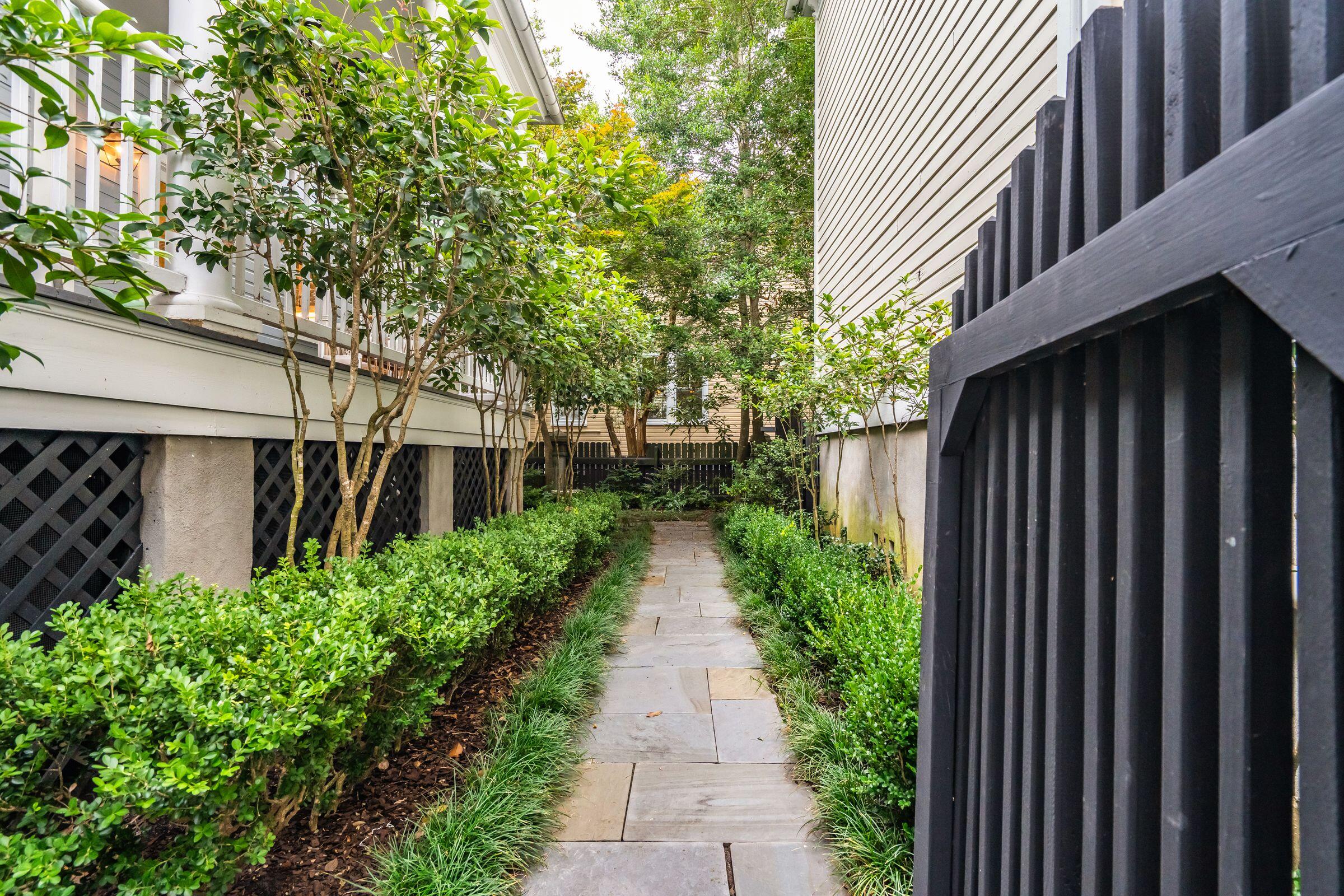 57 Vanderhorst Street