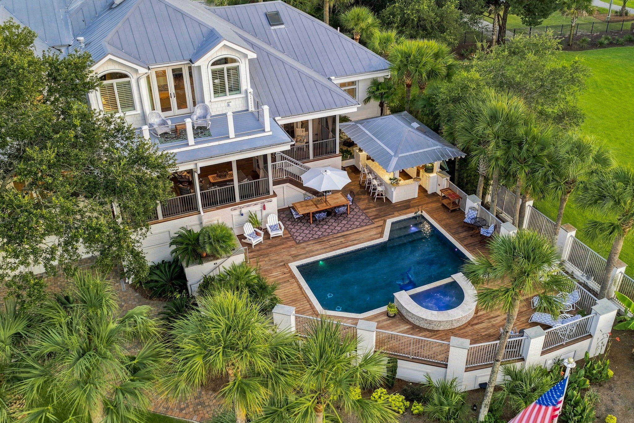 309 Palm Boulevard