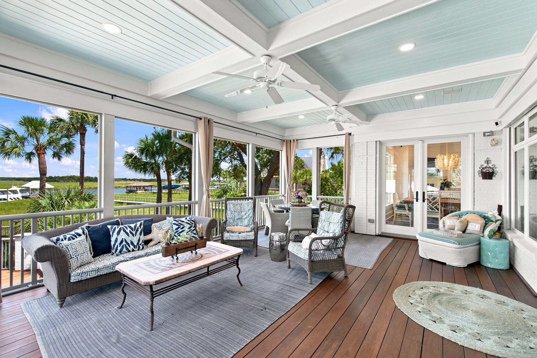 309 Palm Boulevard