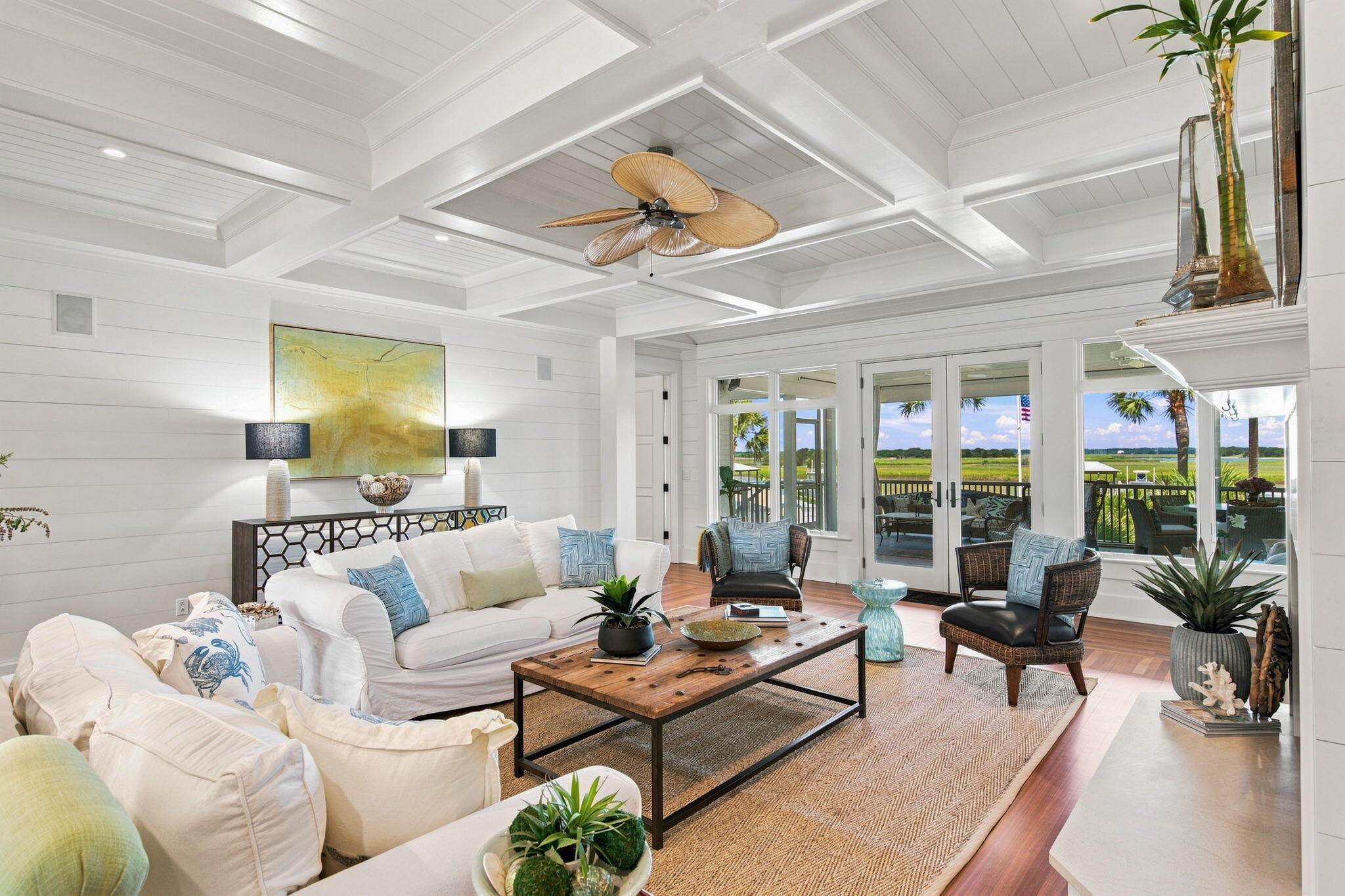 309 Palm Boulevard