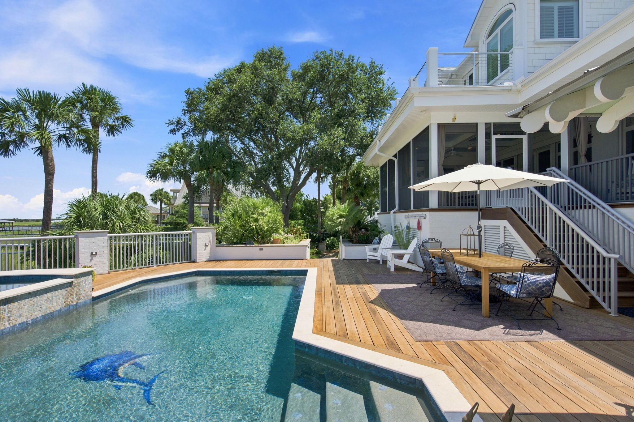 309 Palm Boulevard