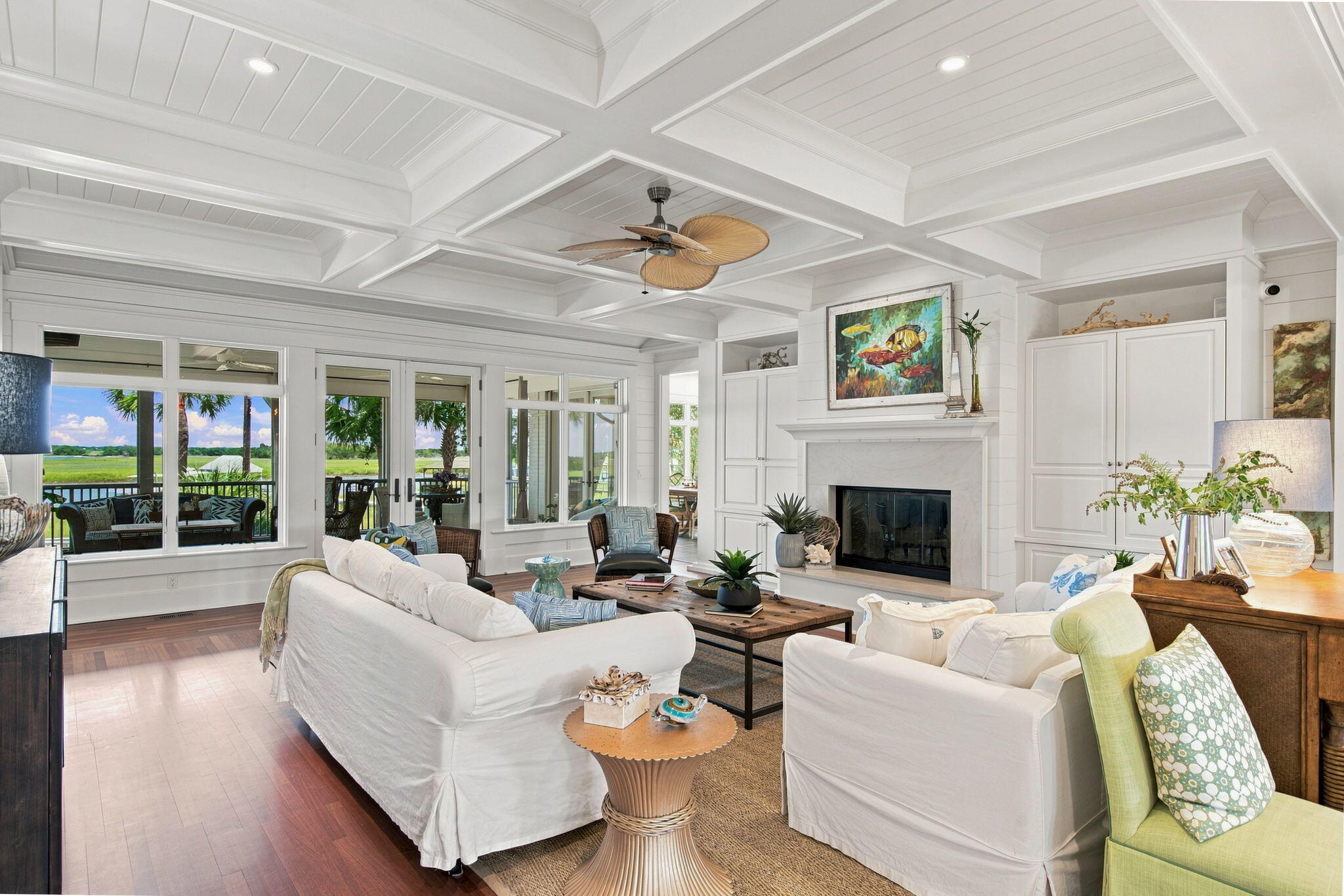 309 Palm Boulevard
