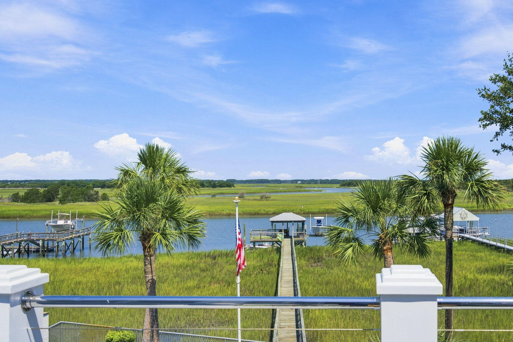 309 Palm Boulevard