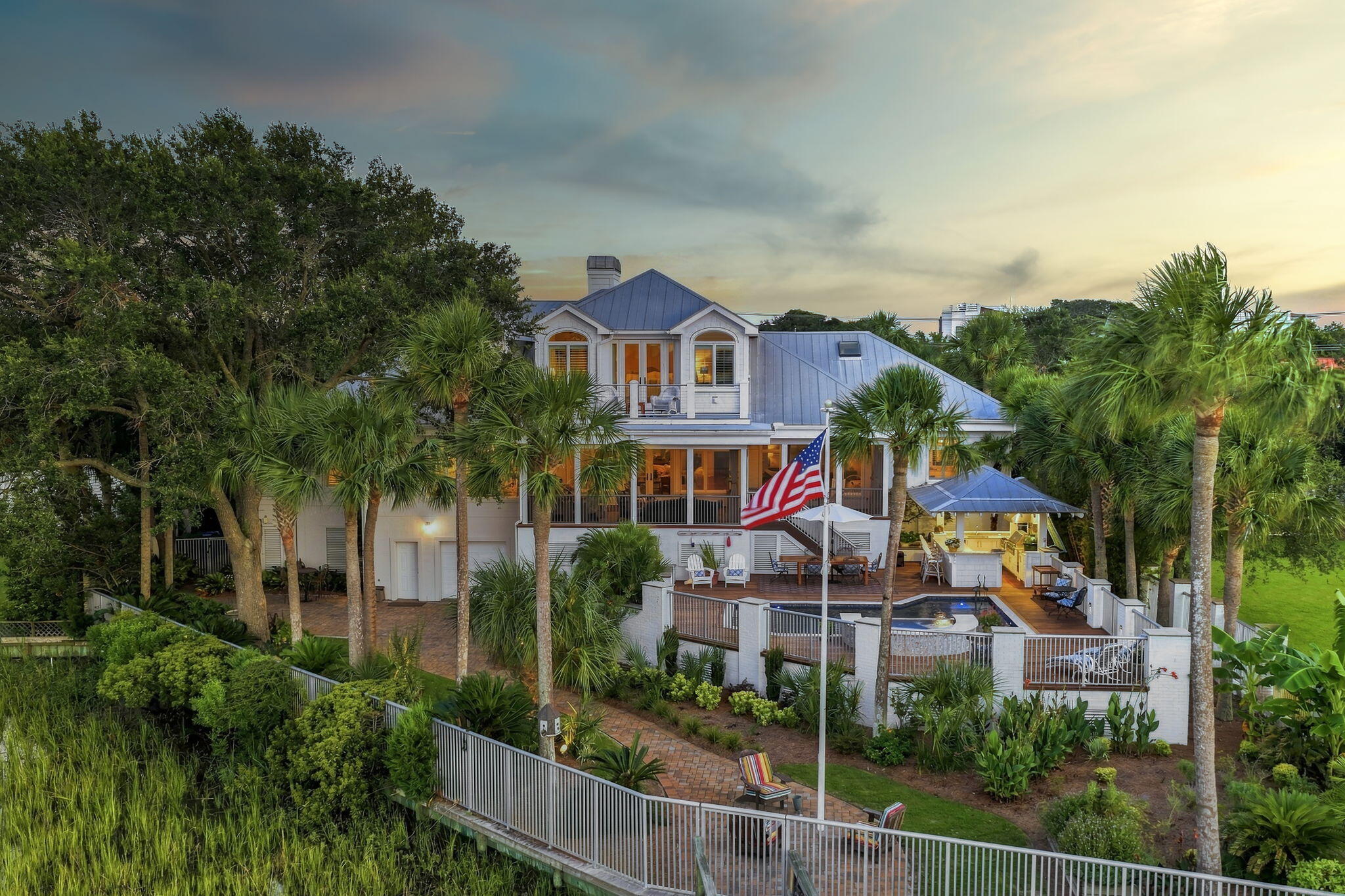 309 Palm Boulevard