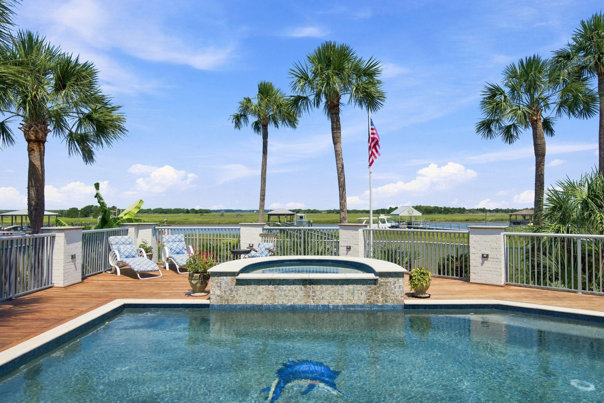309 Palm Boulevard
