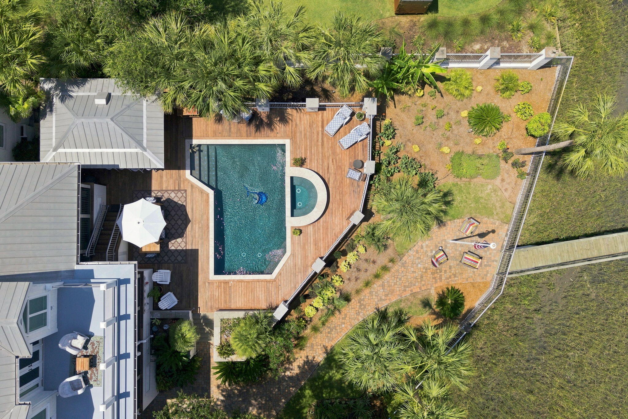309 Palm Boulevard