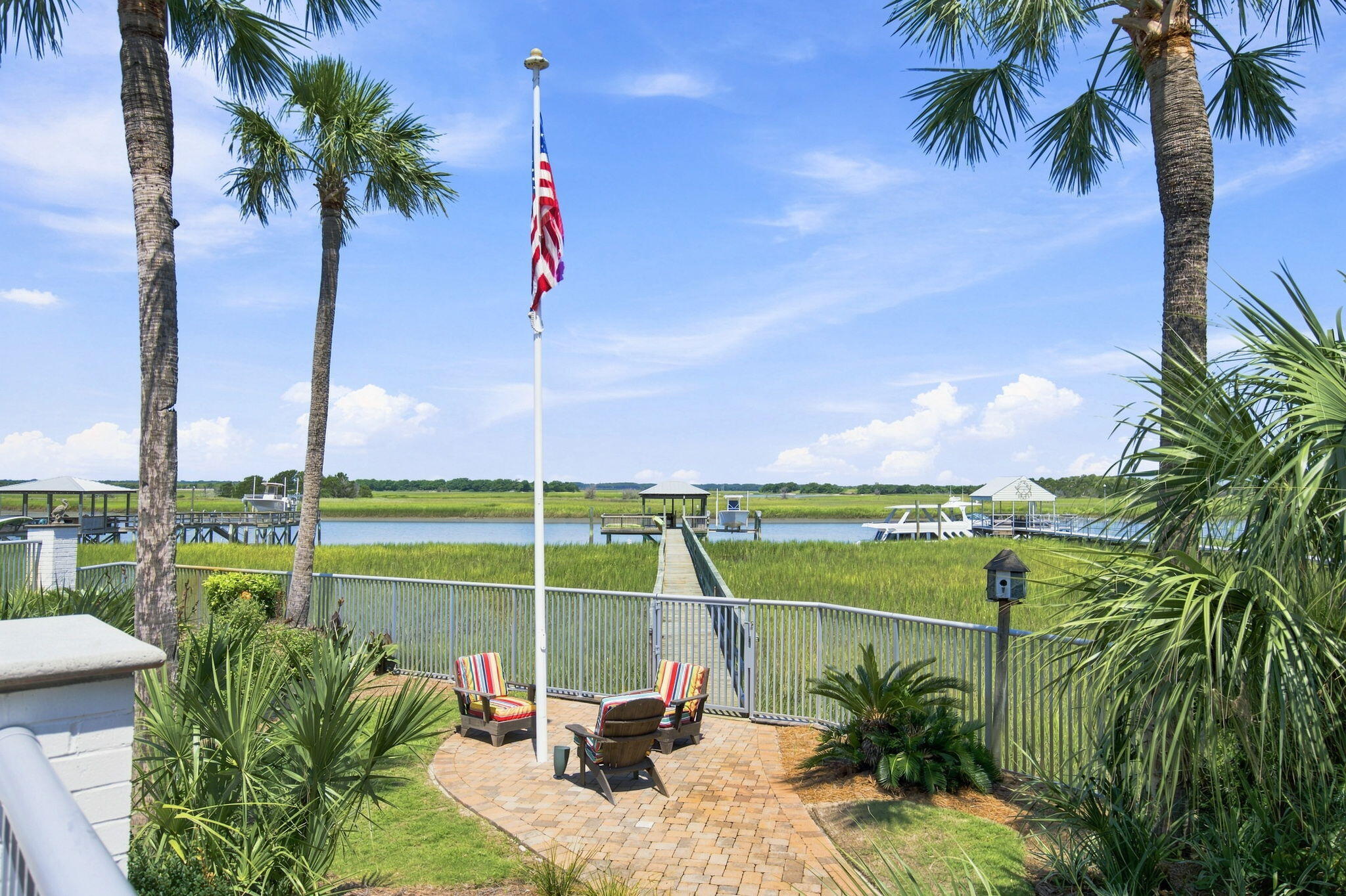 309 Palm Boulevard