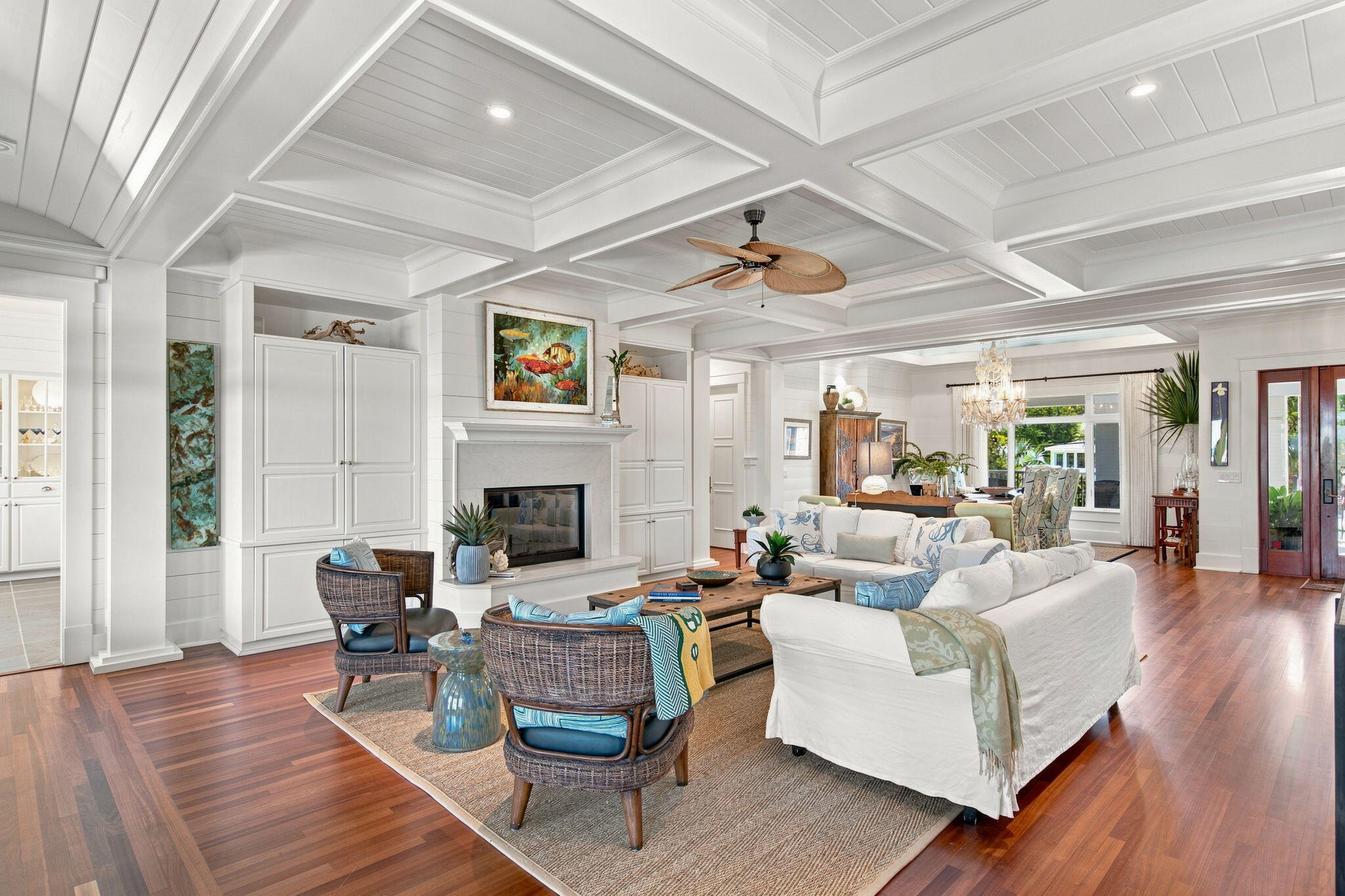 309 Palm Boulevard