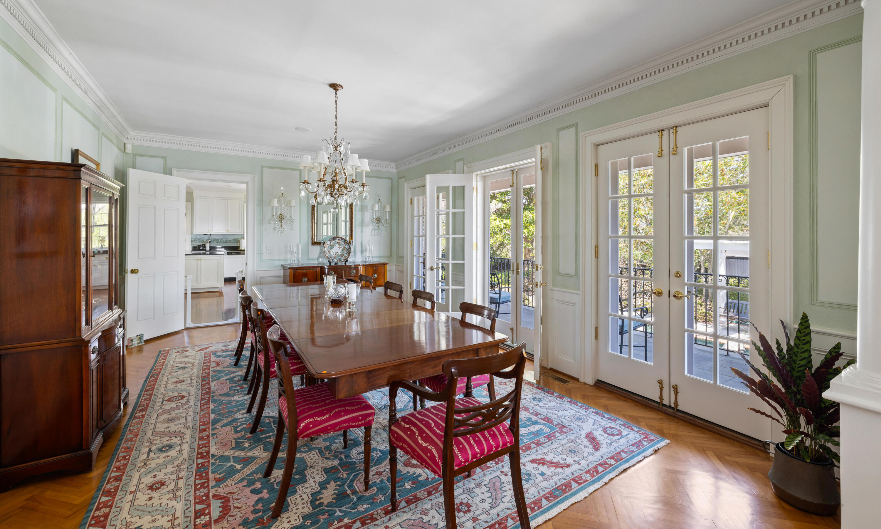 28 Murray Boulevard