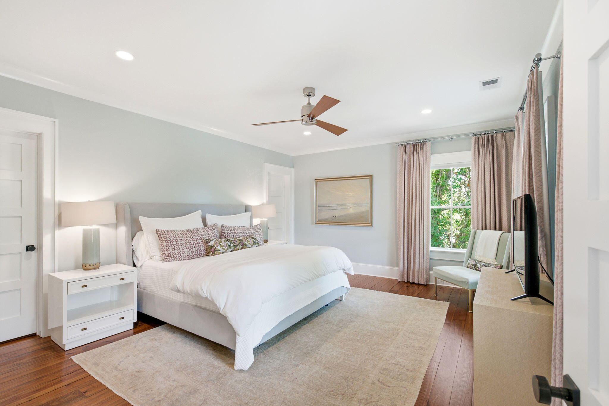 1412 Poe Avenue