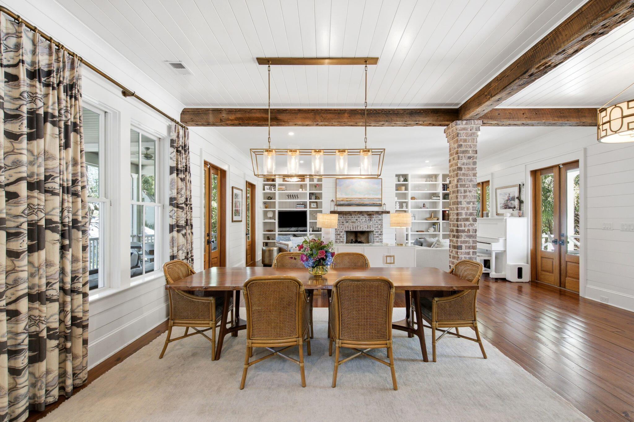 1412 Poe Avenue