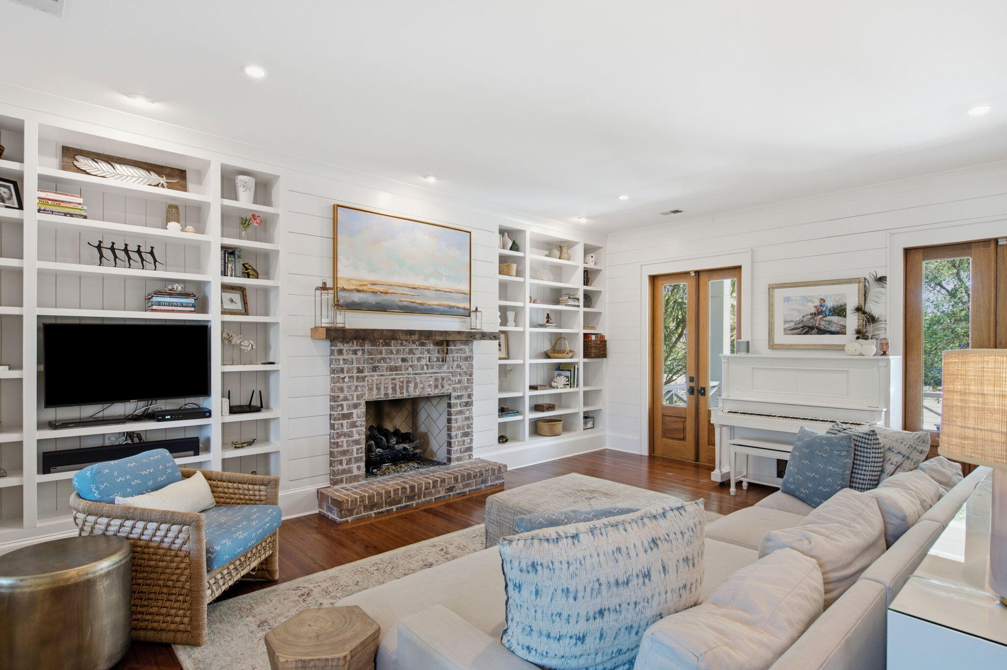 1412 Poe Avenue