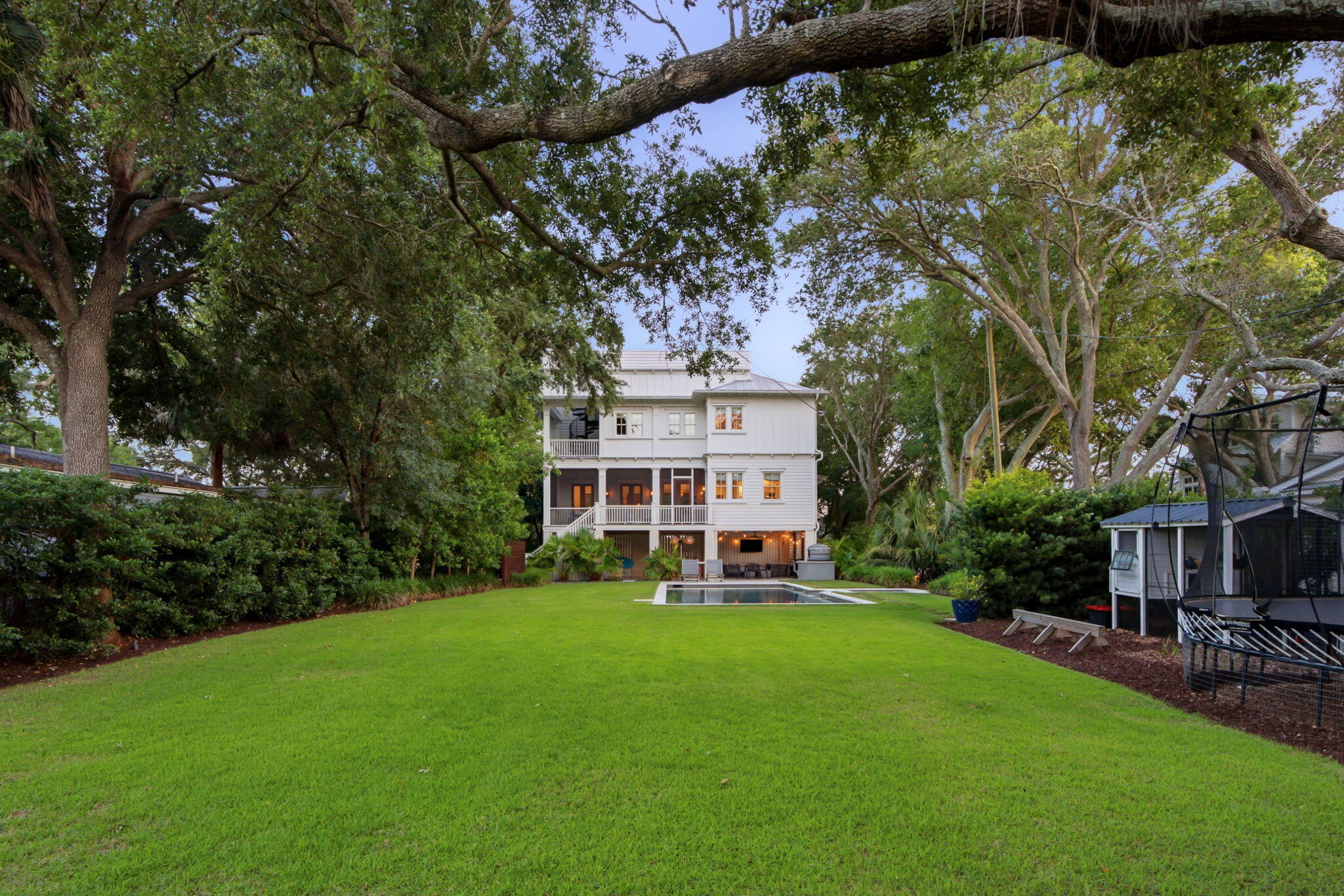 1412 Poe Avenue