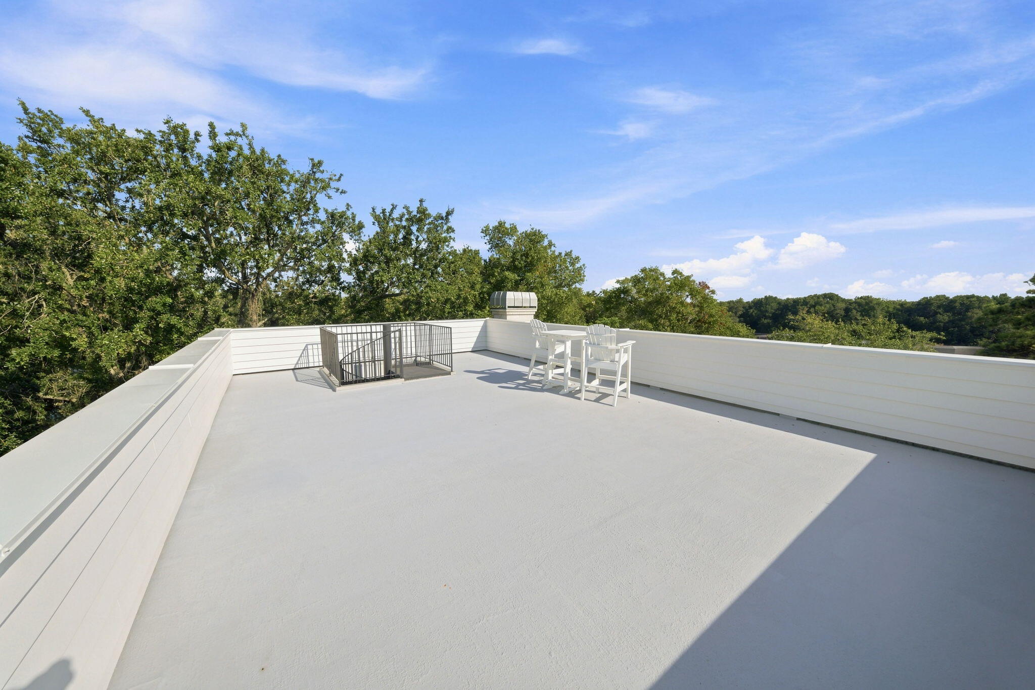 1412 Poe Avenue