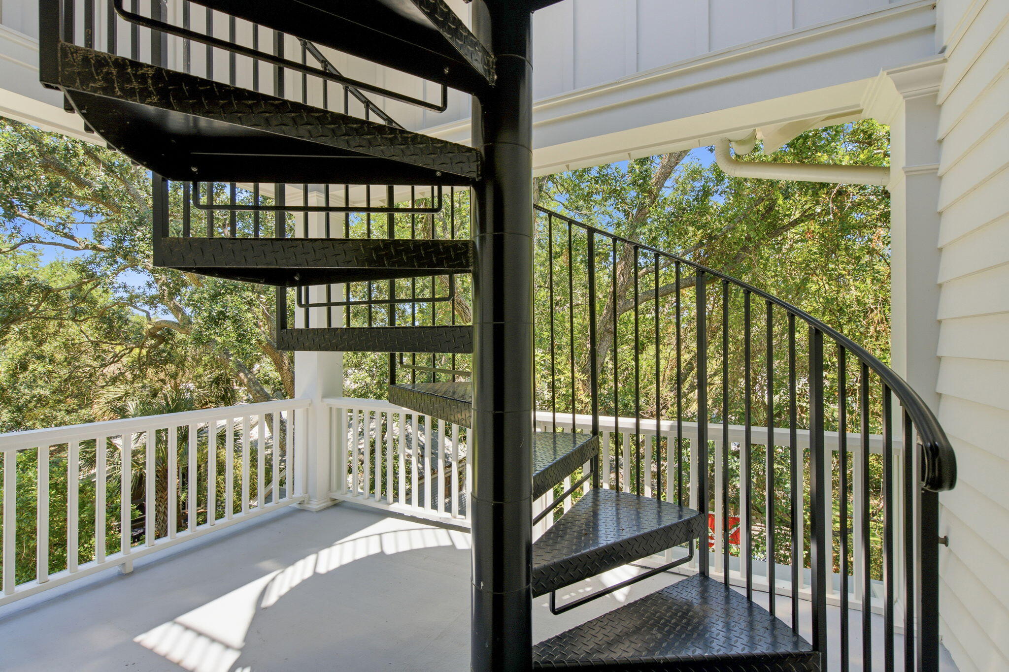1412 Poe Avenue