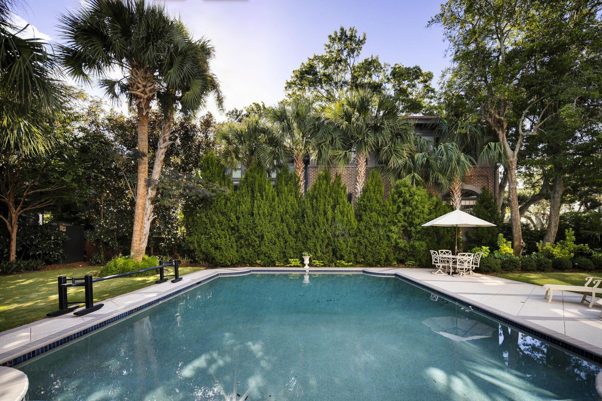 118 & 120 S Battery Street