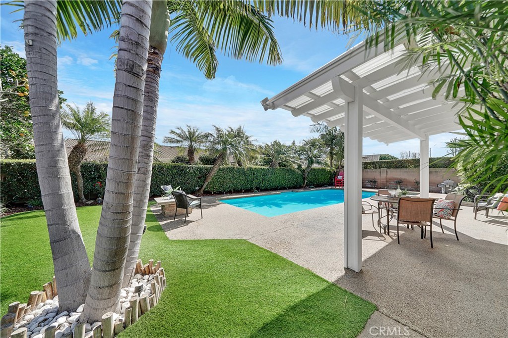 15382 De Paul Street