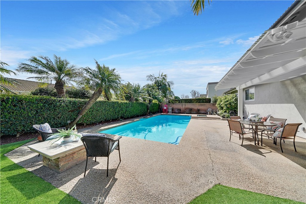 15382 De Paul Street