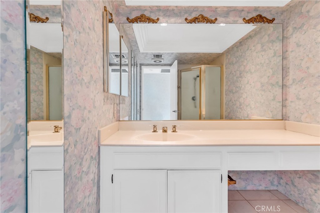 5515 Paseo Del Lago W Unit: 3C