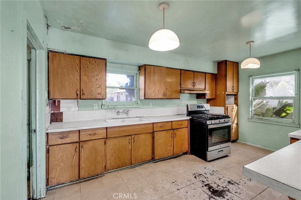 1229 S Garnsey Street