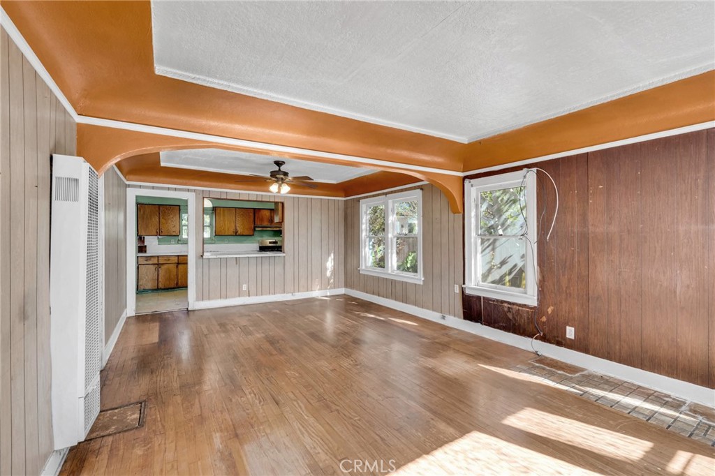 1229 S Garnsey Street