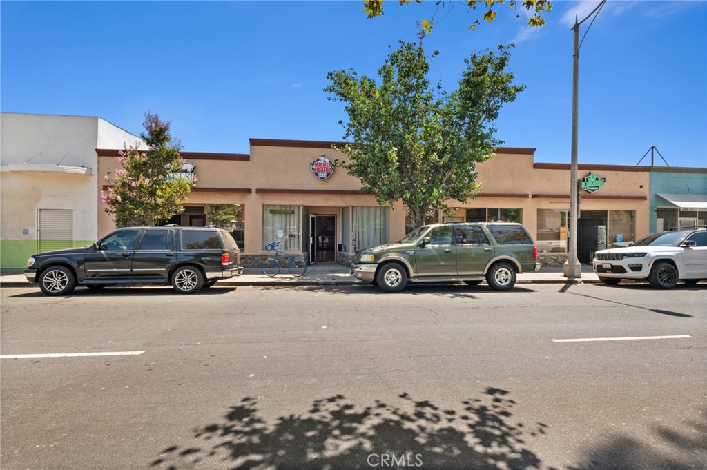 2070 Santa Fe Avenue