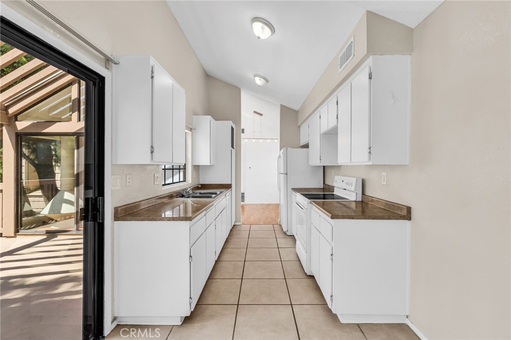 26701 Quail 61