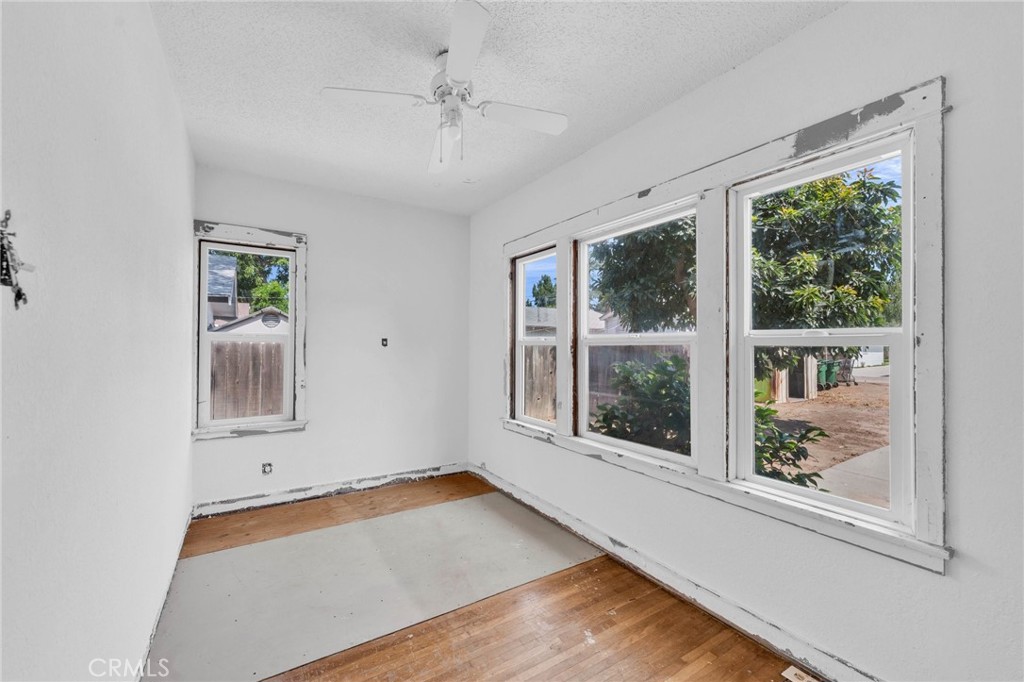 2325 6th Street