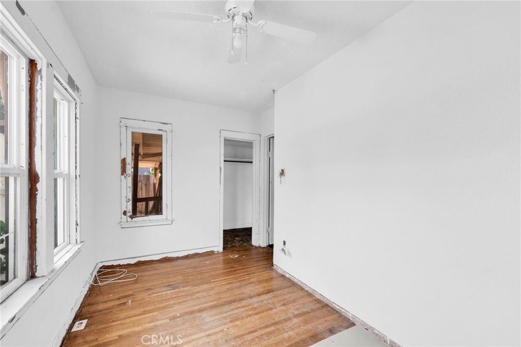 2325 6th Street
