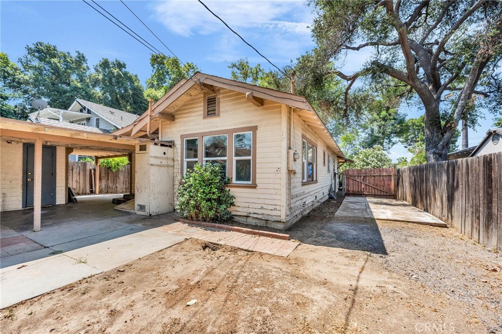 2325 6th Street