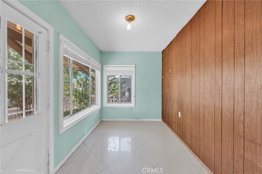 2325 6th Street