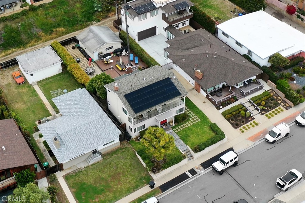 1194 Agate Street