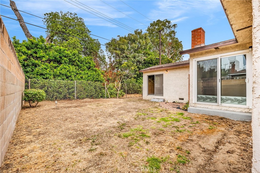 3723 Sandgate Drive