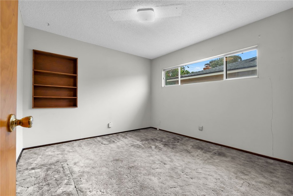 3723 Sandgate Drive