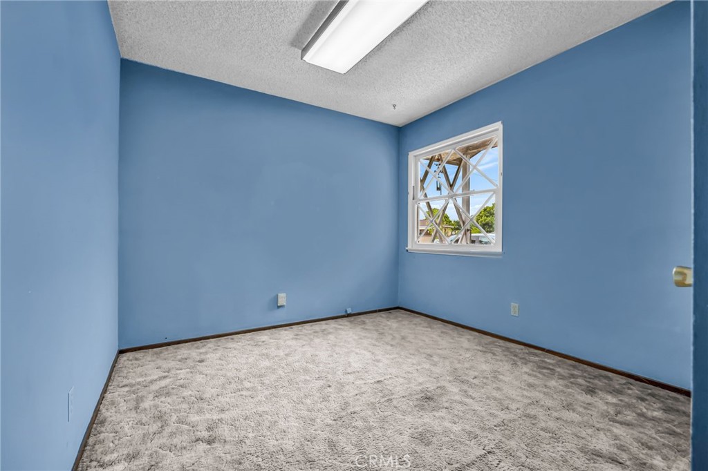 3723 Sandgate Drive