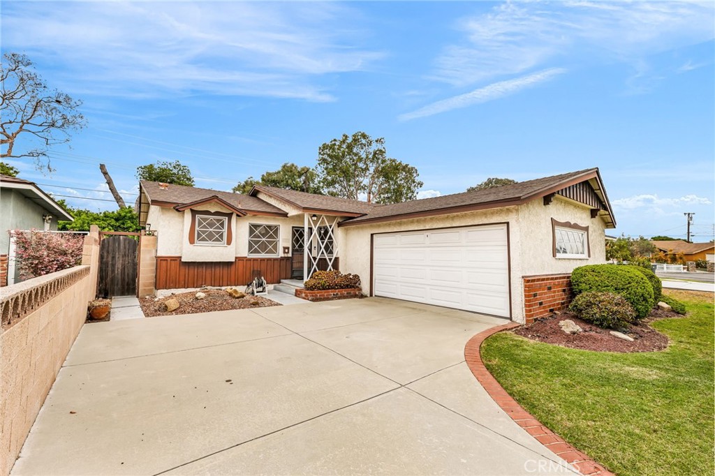 3723 Sandgate Drive