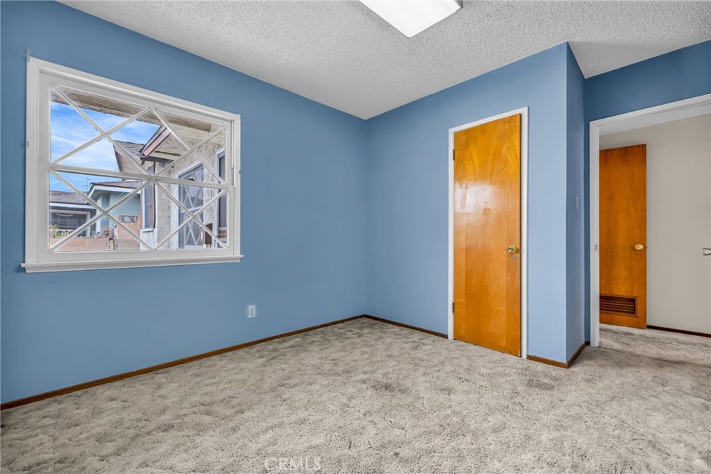 3723 Sandgate Drive
