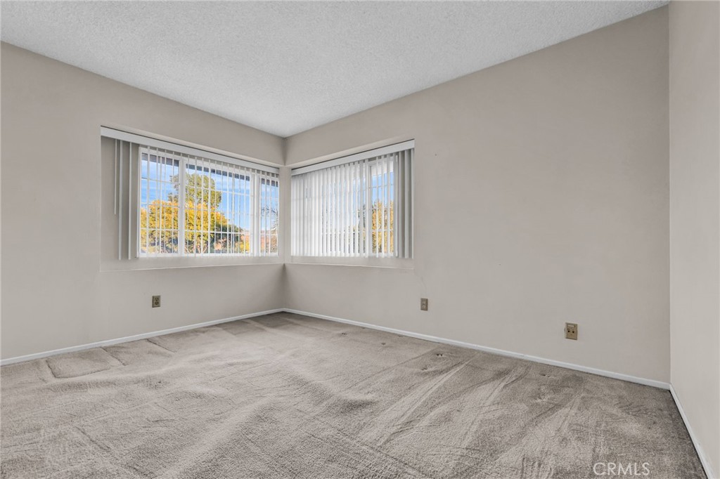 27061 Helmond Drive