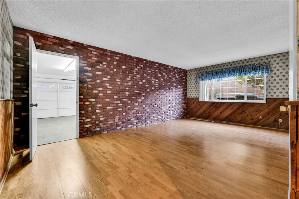 27061 Helmond Drive