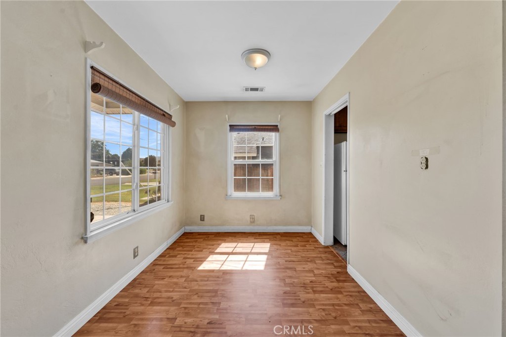 10654 Amapolas Street