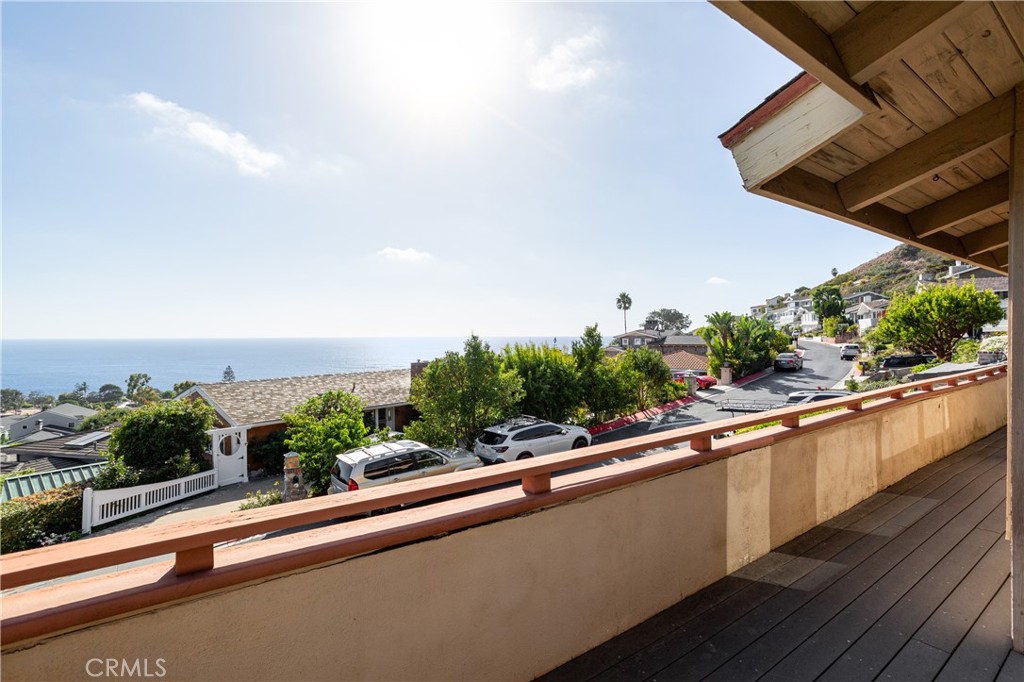 7 N Vista De La Luna