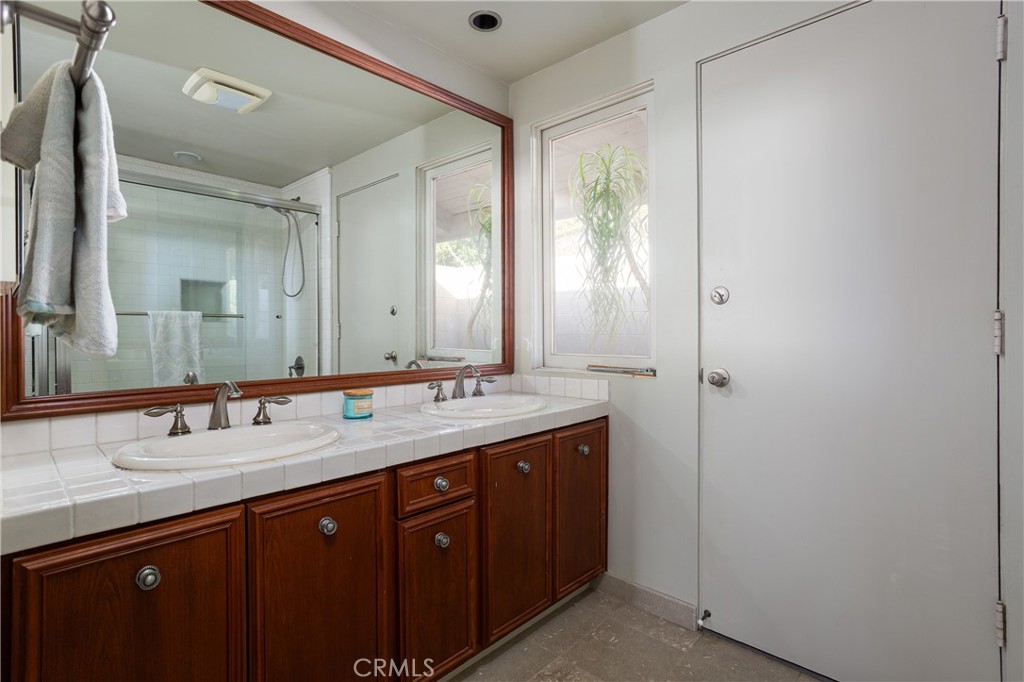 7 N Vista De La Luna