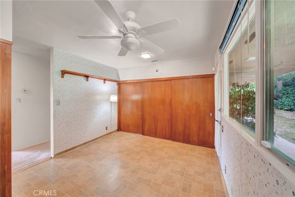 574 S Chaparro
