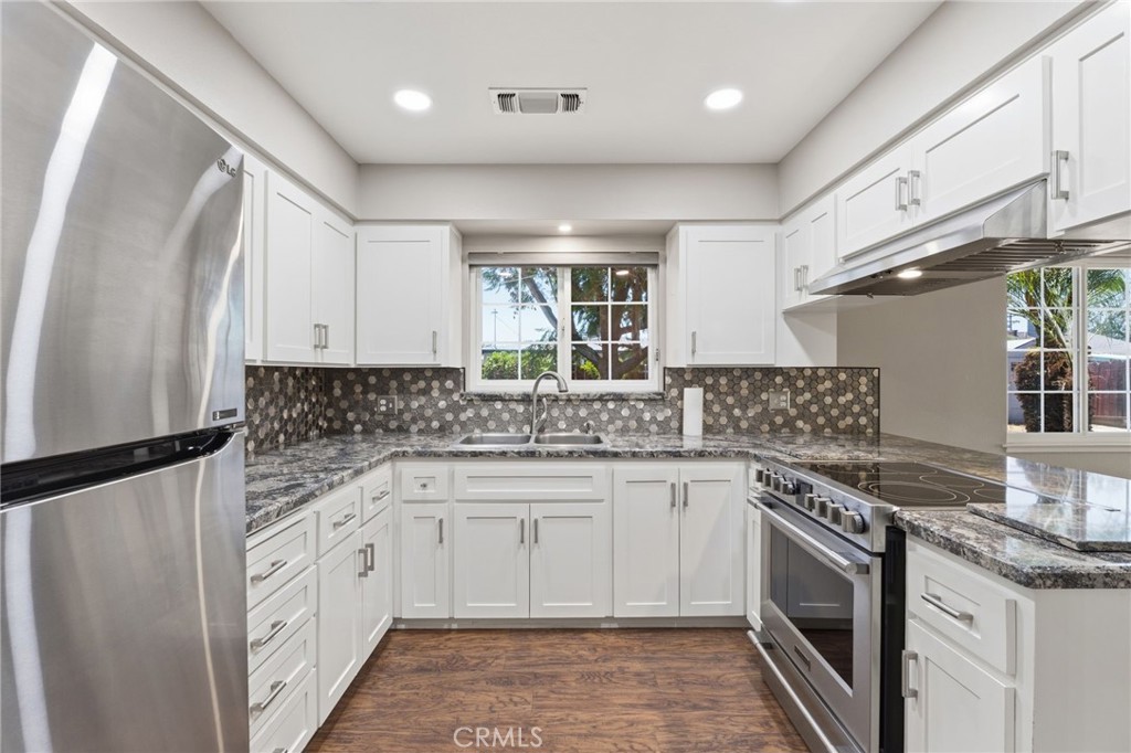 417 E Magnolia