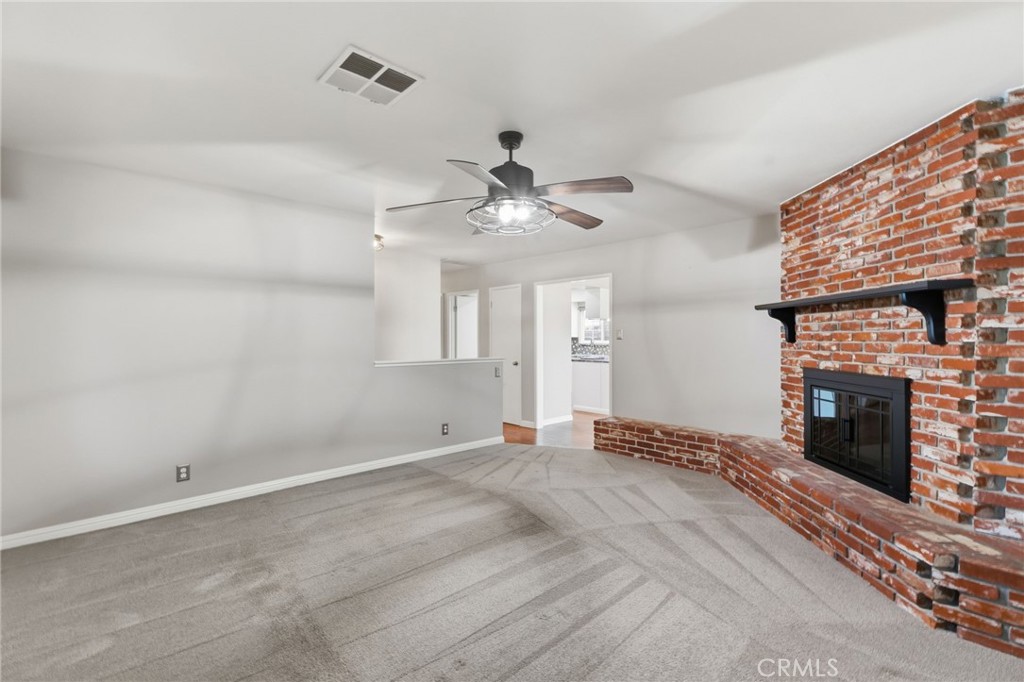 417 E Magnolia