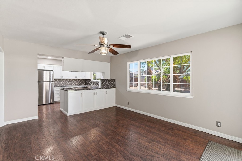 417 E Magnolia