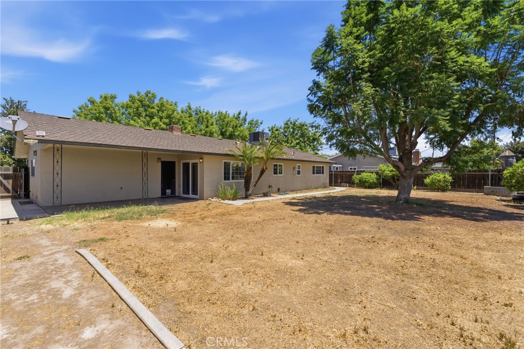 417 E Magnolia
