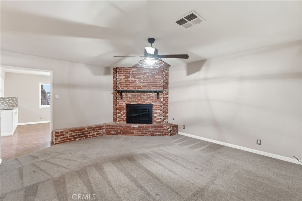 417 E Magnolia