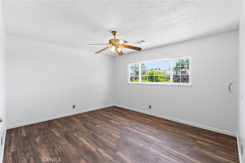 417 E Magnolia